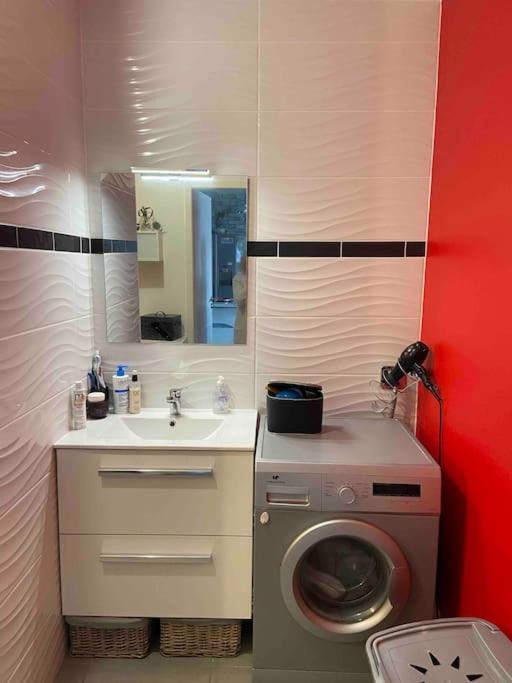Katy Apartment ตูร์นง-โซร์-โฮน ภายนอก รูปภาพ